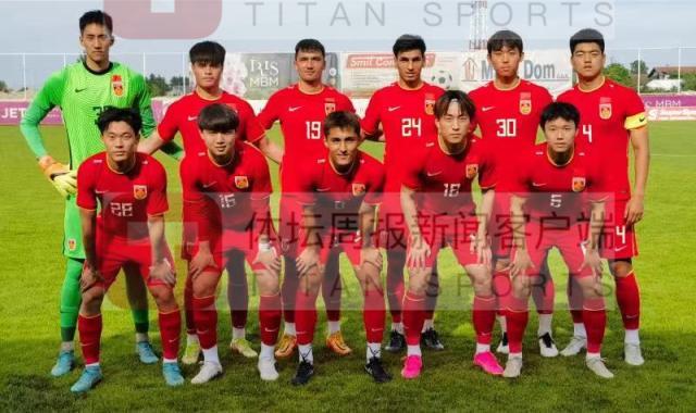 开云体育-U22国奥克甲对抗赛再平一场 刘俊贤头球绝平