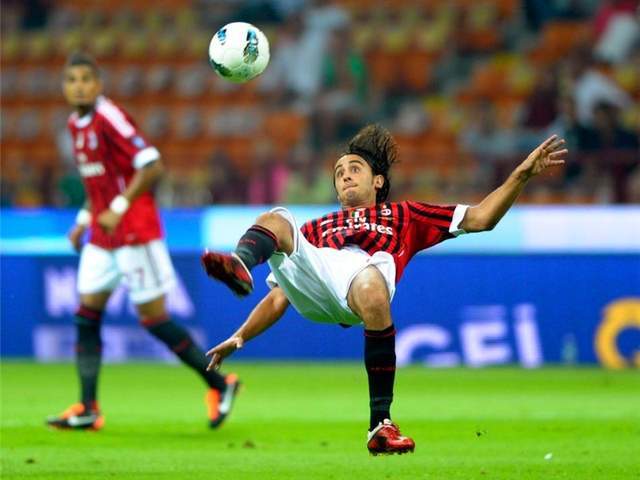 开云app-先被尤文退货，后遭米兰辜负，放拉齐奥鸽子的罗马小王子时运不济